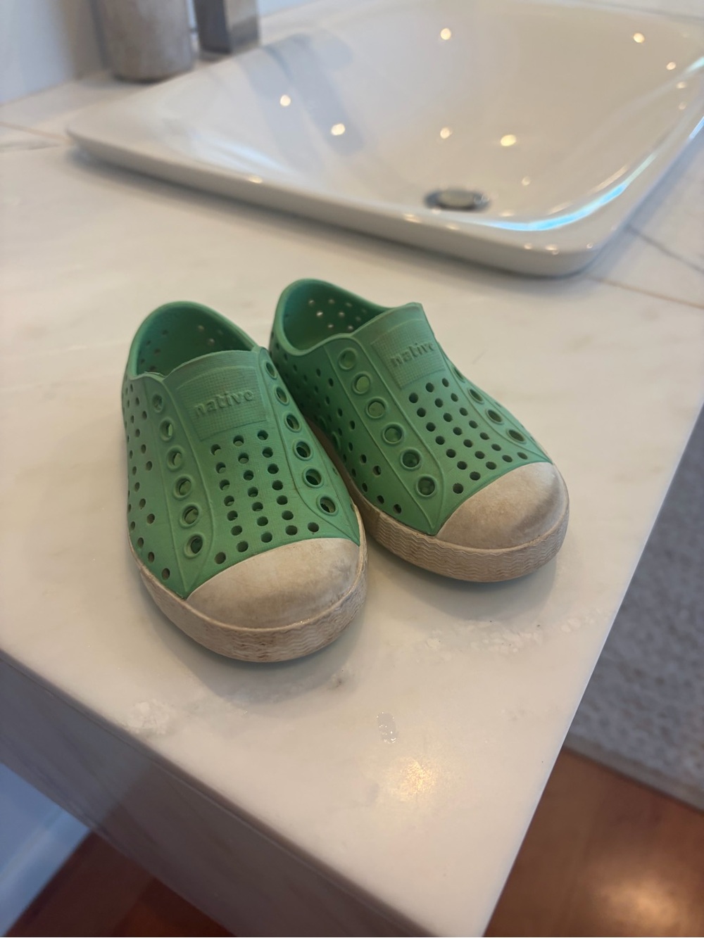 Native Kids Size 4